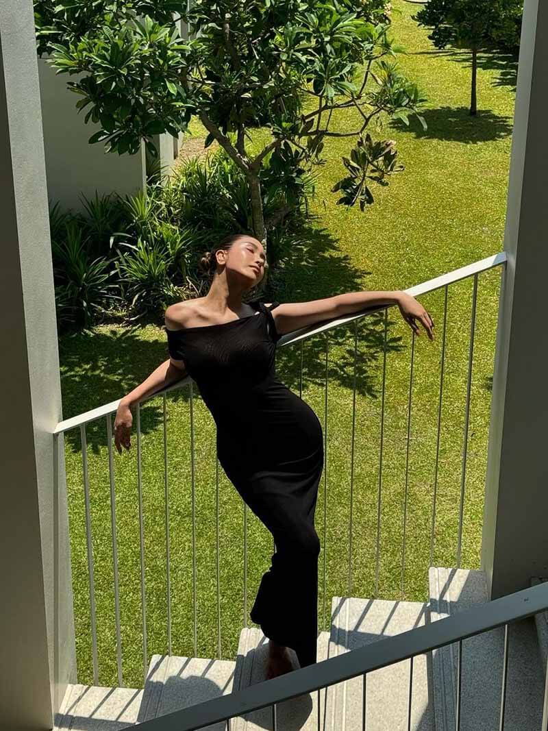 Reveré™ | Long Twisted Dress