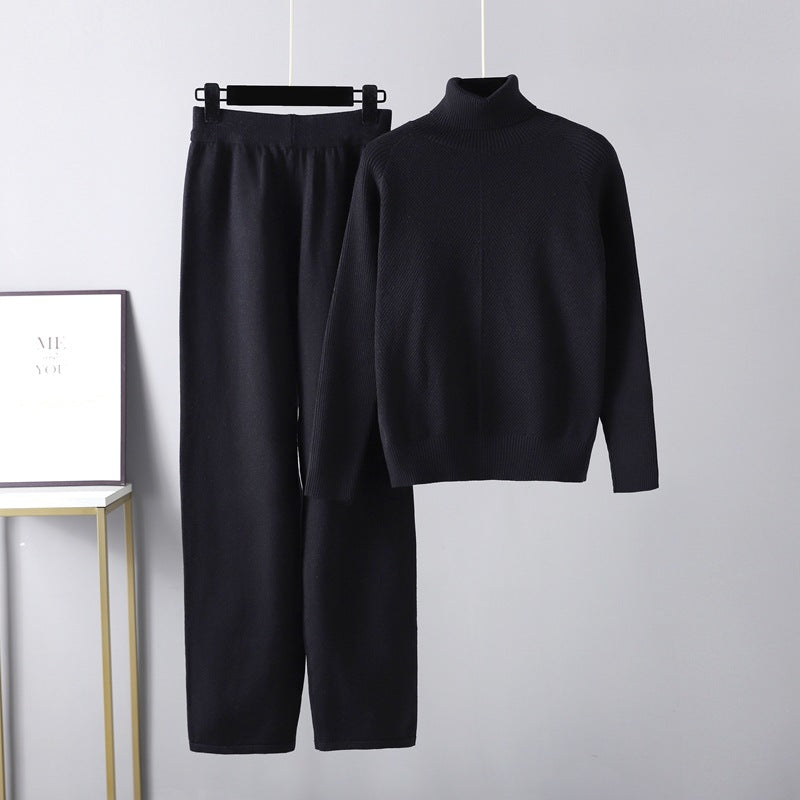 Reveré™ | Two-Piece Lounge Set in Cable Knit