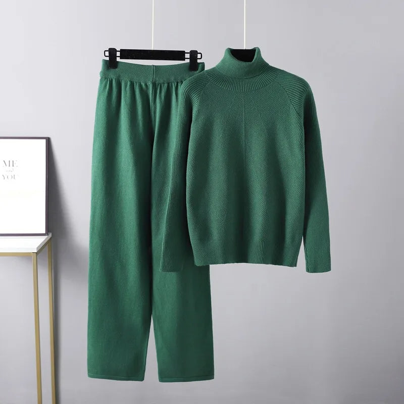 Reveré™ | Two-Piece Lounge Set in Cable Knit