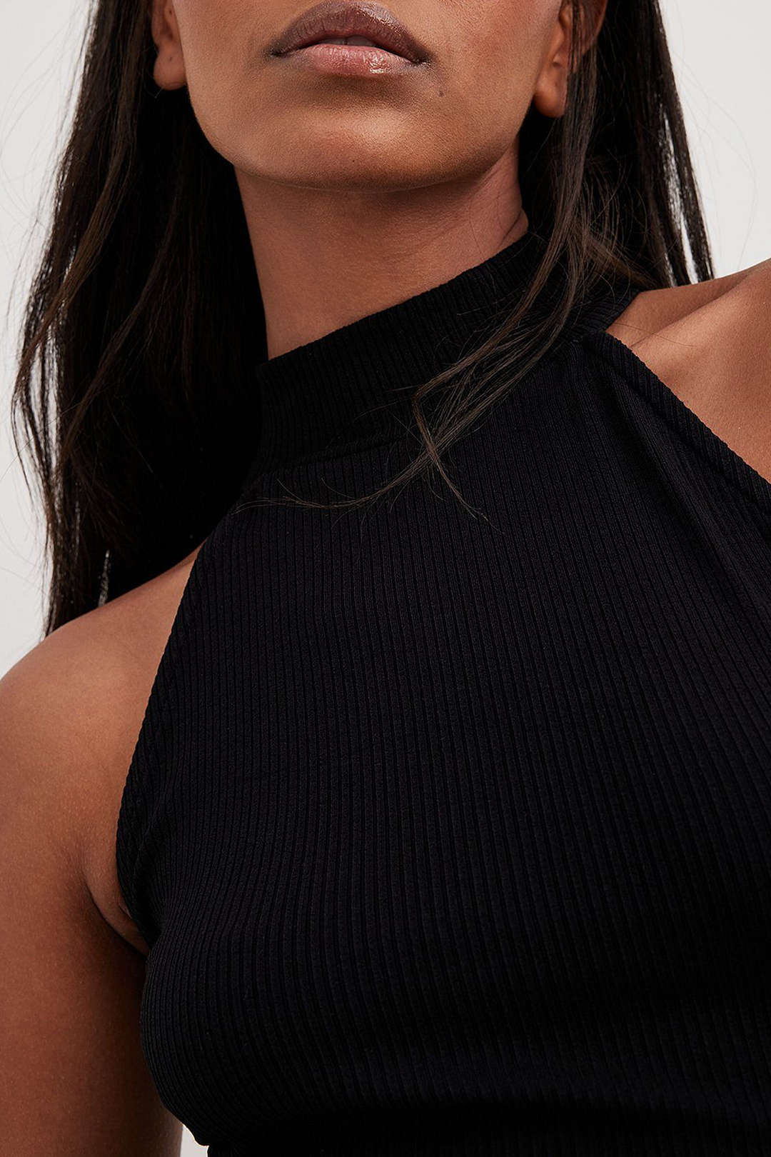 Reveré™ | Halter Neck Crop Top