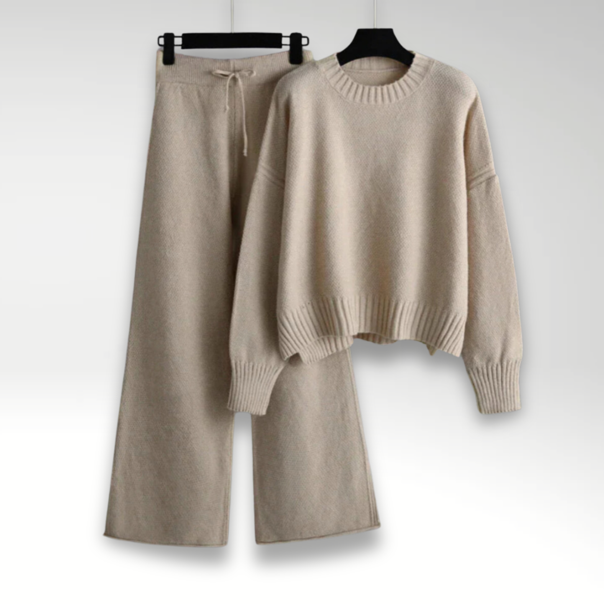 Reveré™ | Elegant Knit Duo
